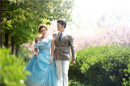张维为：年轻一代正重新确立中国人自己的审美权